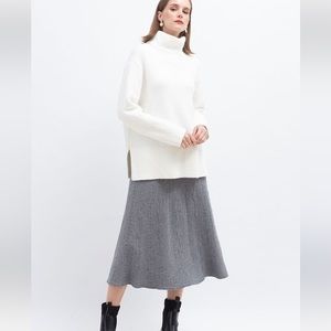 ✨Last Chance✨ THML Grey Boucle Midi Sweater Skirt